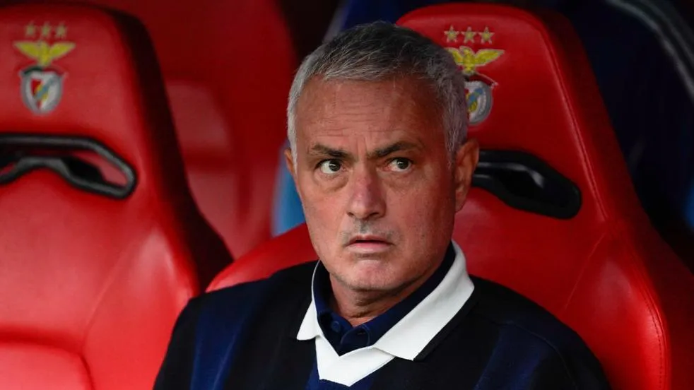 Mourinho Announced as New of Sport Lisboa e Benfica